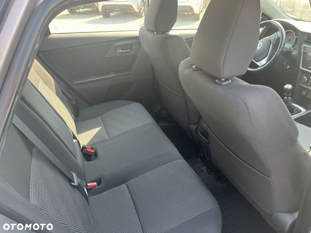 Toyota Auris 1.33 VVT-i Active - 10
