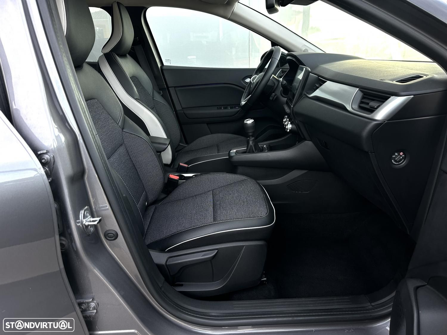 Renault Captur 1.0 TCe Exclusive - 20