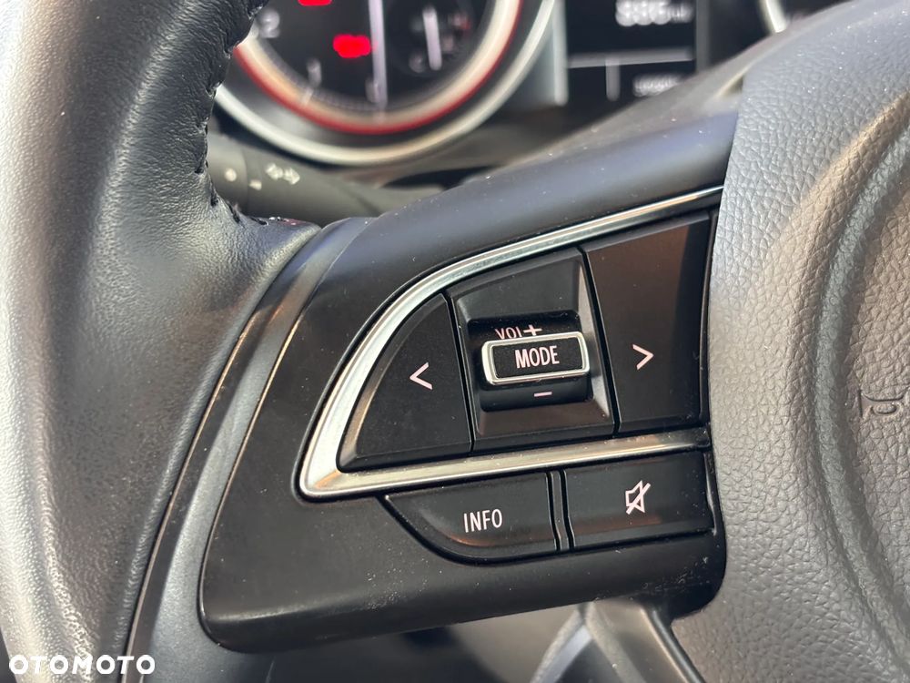 Suzuki Swift 1.2 Dualjet SHVS Premium - 23