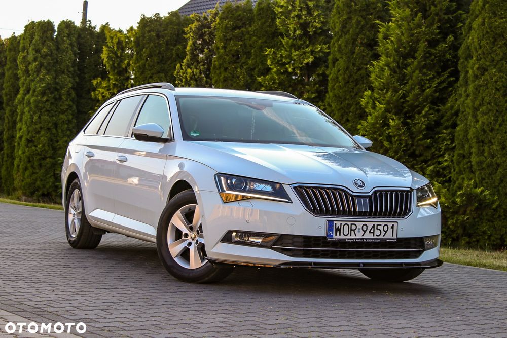 Skoda Superb 2.0 TDI DSG Style - 8