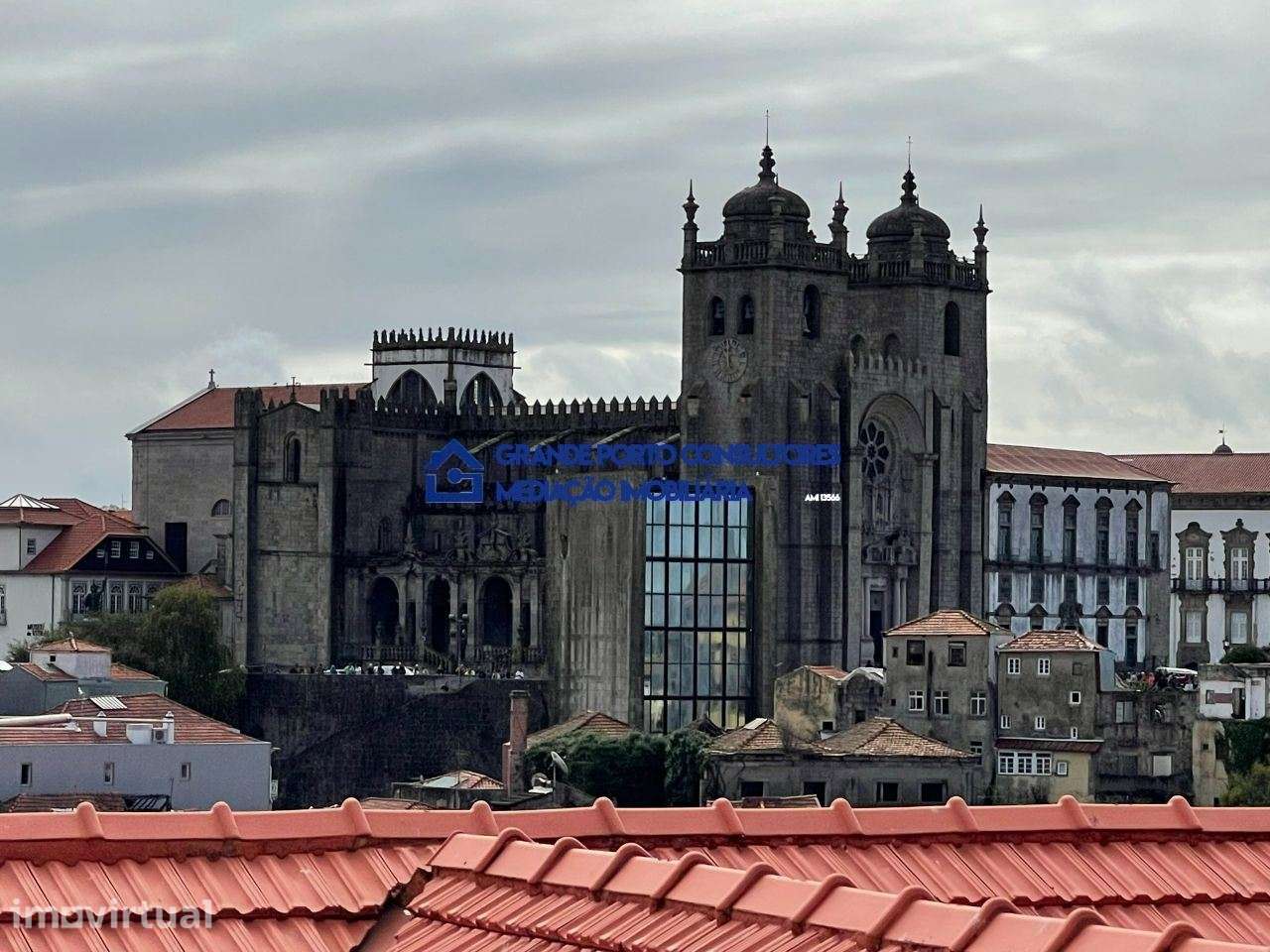 Apartamento T0 Zona Histórica Porto - Clérigos - Grande imagem: 3/7