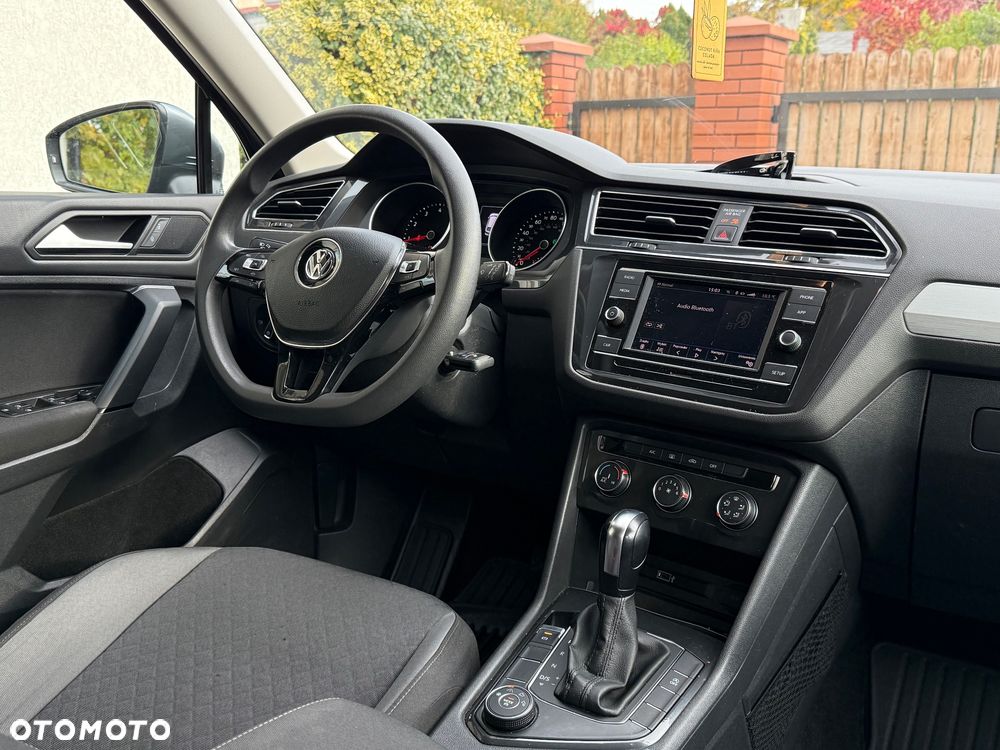 Volkswagen Tiguan - 5