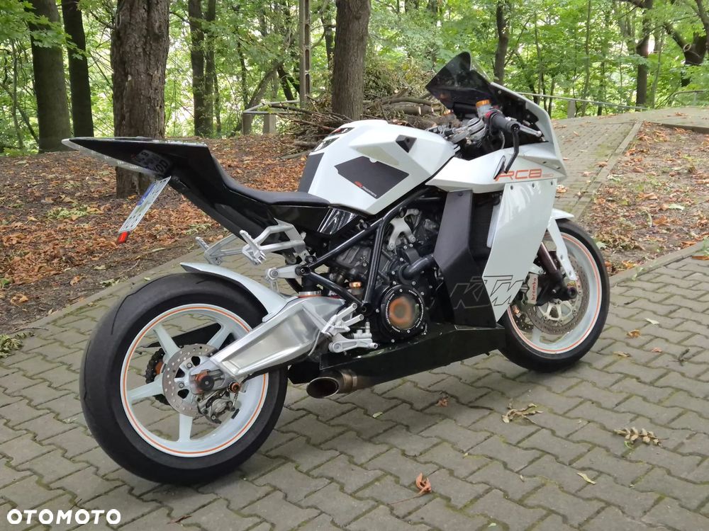 KTM RC 8 - 3