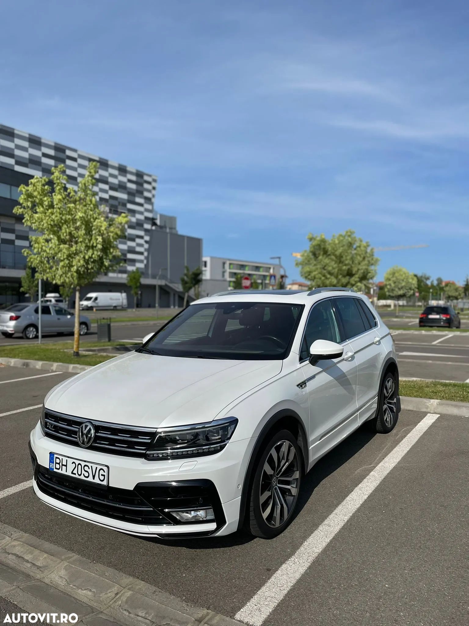 Volkswagen Tiguan 2.0 TSI DSG 4Mot Highline - 1