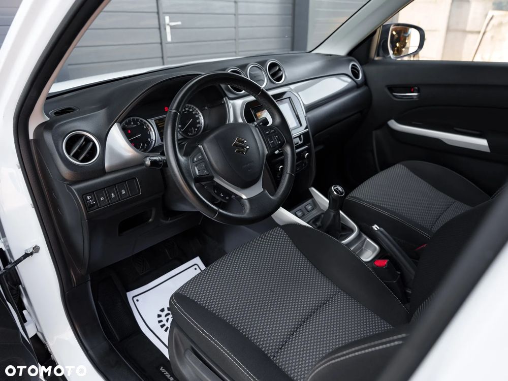 Suzuki Vitara 1.6 XLED 2WD - 16