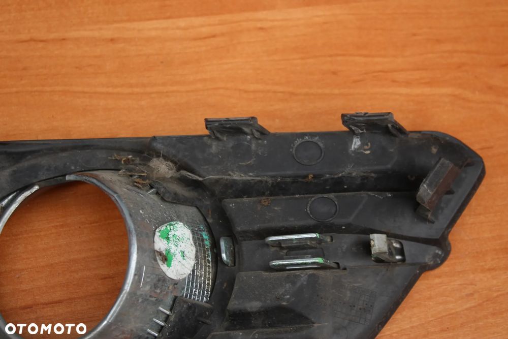 KRATKA RAMKA HALOGENU ZDERZAKA LEWA LEWY PRZÓD CHROM OPEL MOKKA 95470234 - 10