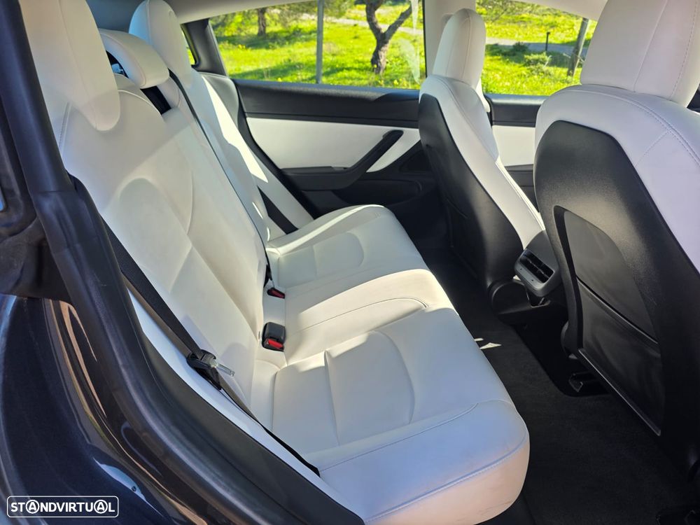Tesla Model 3 Standard RWD Plus - 13
