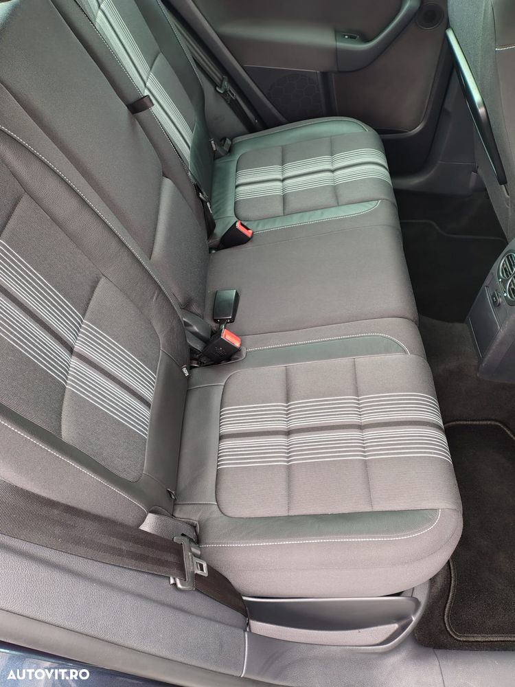 Volkswagen Golf Plus 2.0 TDI DPF MATCH - 14