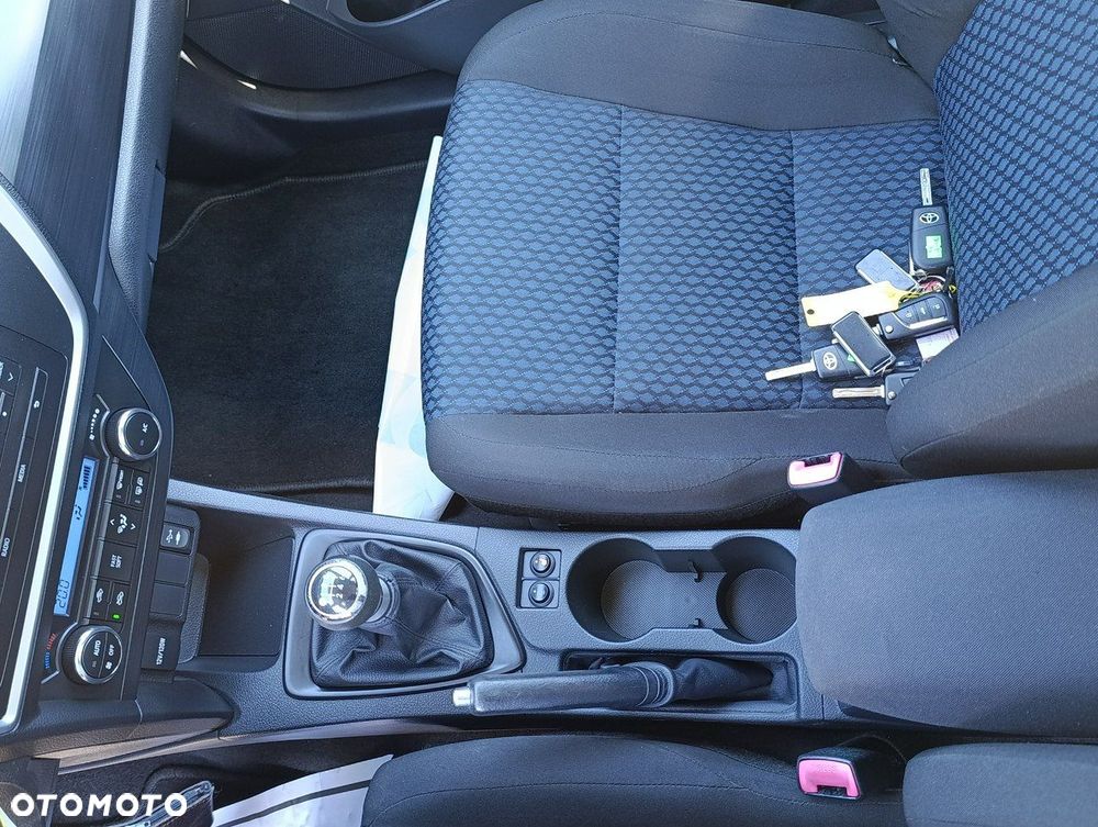 Toyota Auris - 17