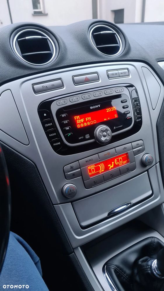 Ford Mondeo - 11