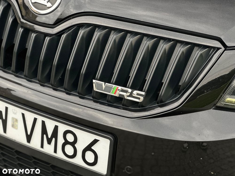 Skoda Octavia 2.0 TDI RS DSG - 30