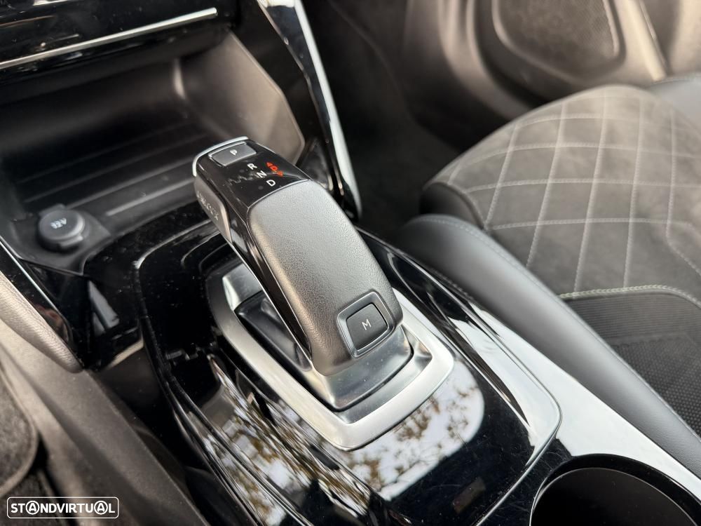 Peugeot 2008 1.2 PureTech GT Pack EAT8 - 21