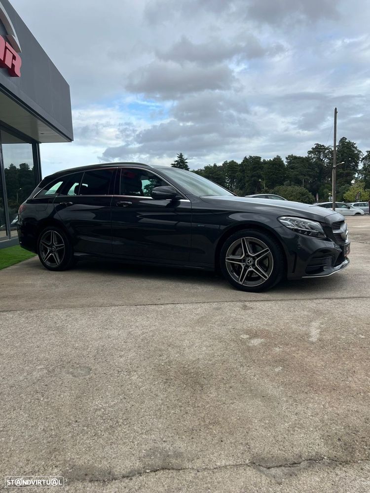 Mercedes-Benz C 300 de AMG Line - 10