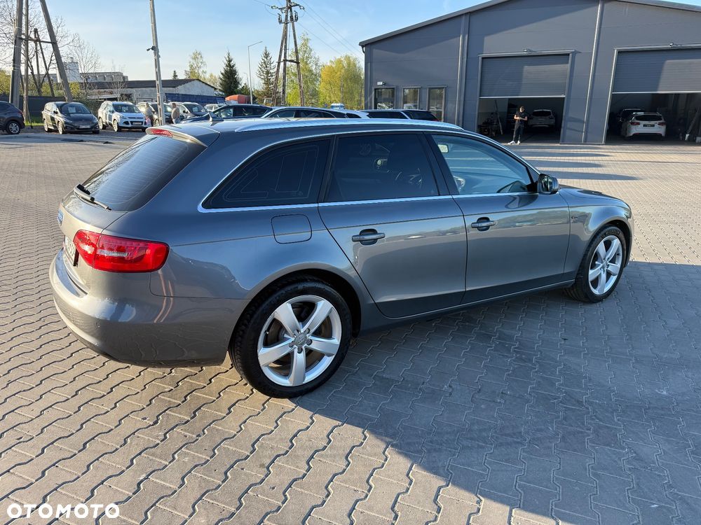 Audi A4 Avant 2.0 TDI DPF clean diesel S line Sportpaket - 14