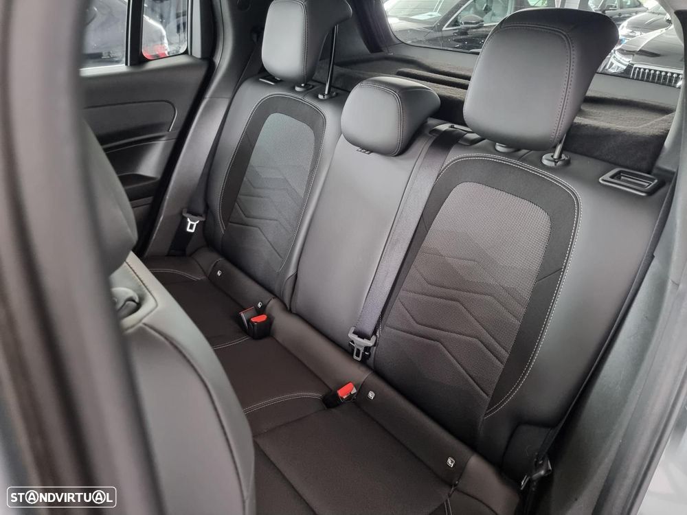 Jeep Avenger 1.2 GSE T3 Altitude - 17