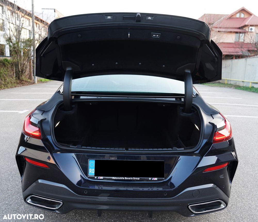 BMW Seria 8 840i xDrive - 23