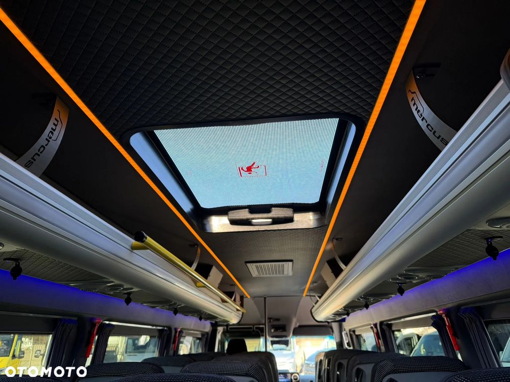 Mercedes-Benz Sprinter 519 - 33