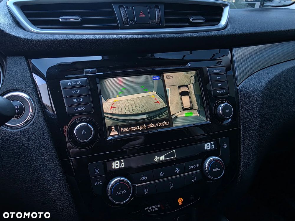 Nissan Qashqai 1.3 DIG-T N-Connecta - 16