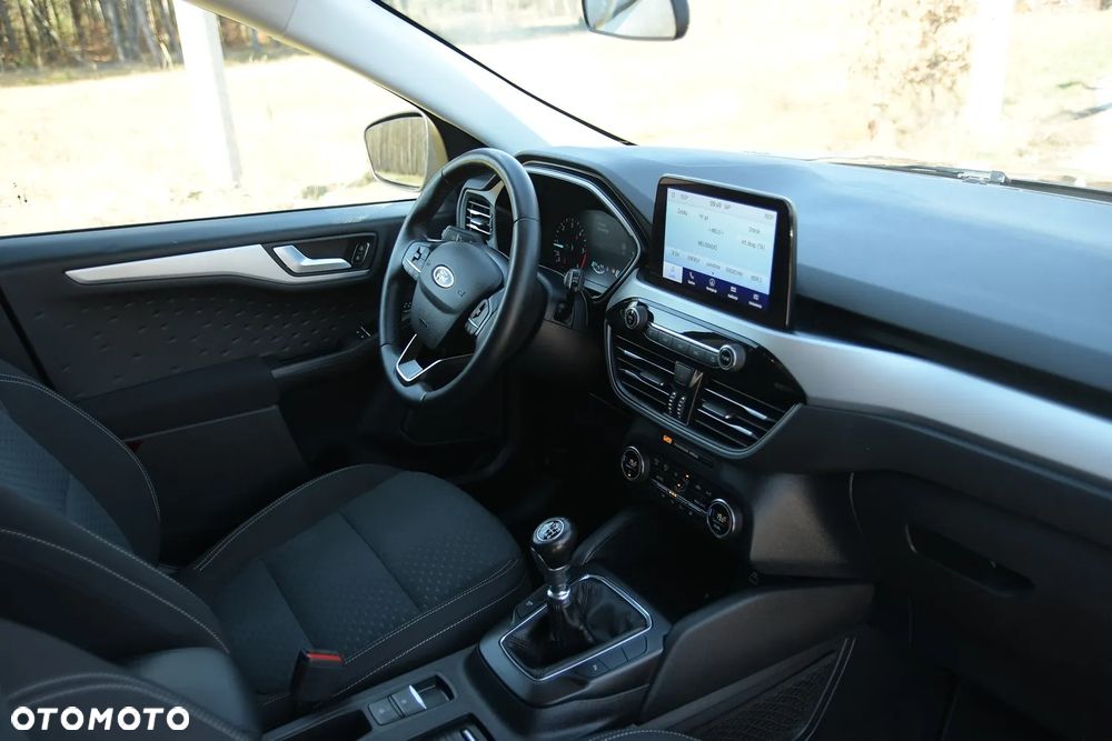 Ford Kuga 2.0 EcoBlue Hybrid TITANIUM - 20