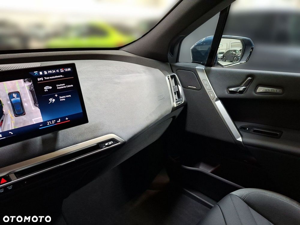 BMW iX xDrive45 100.6kWh - 22