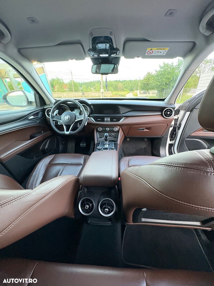 Alfa Romeo Stelvio 2.0 Turbo AWD AT8 Super - 10