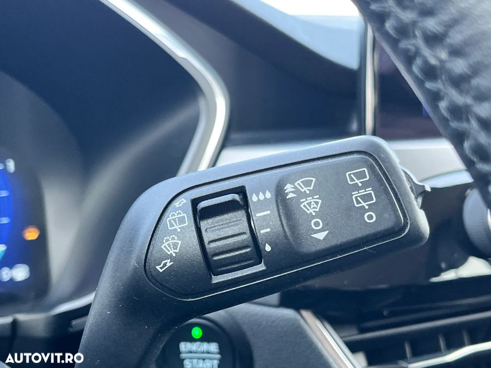 Ford Kuga 2.0 EcoBlue A8 AWD Titanium - 19