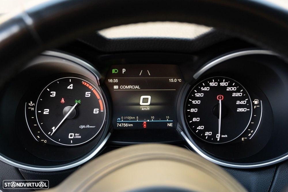 Alfa Romeo Stelvio 2.2 D Super AT8 - 18