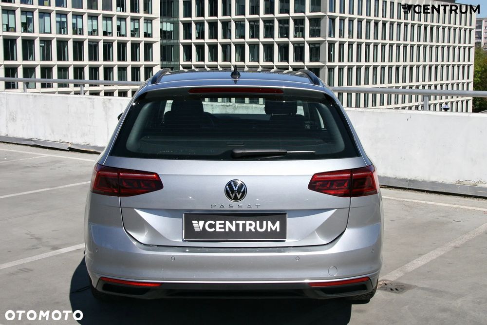 Volkswagen Passat Variant 2.0 TSI Business DSG - 7