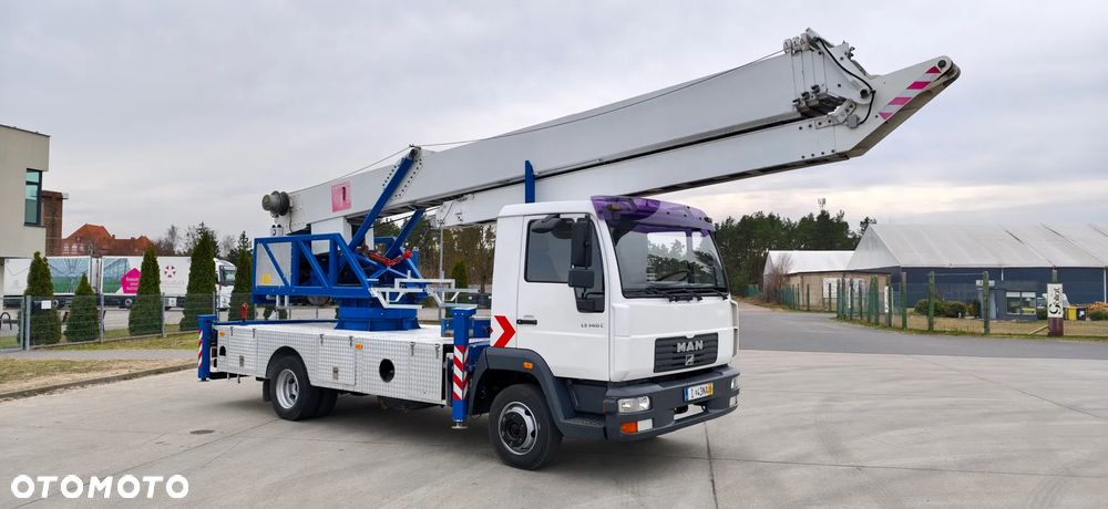 MAN L2000 Dźwig Dekarski Klaas K 28-34 2002r. Żuraw Ciesielski - 4