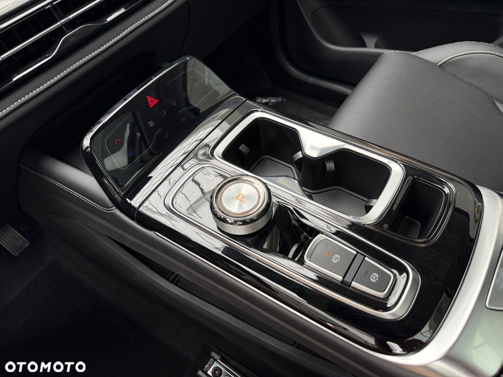 JAC JS6 - 10