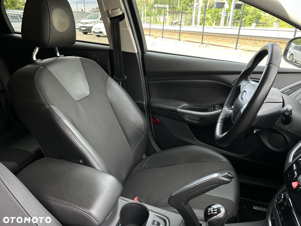 Ford Focus 1.6 EcoBoost Start-Stopp-System Titanium - 14