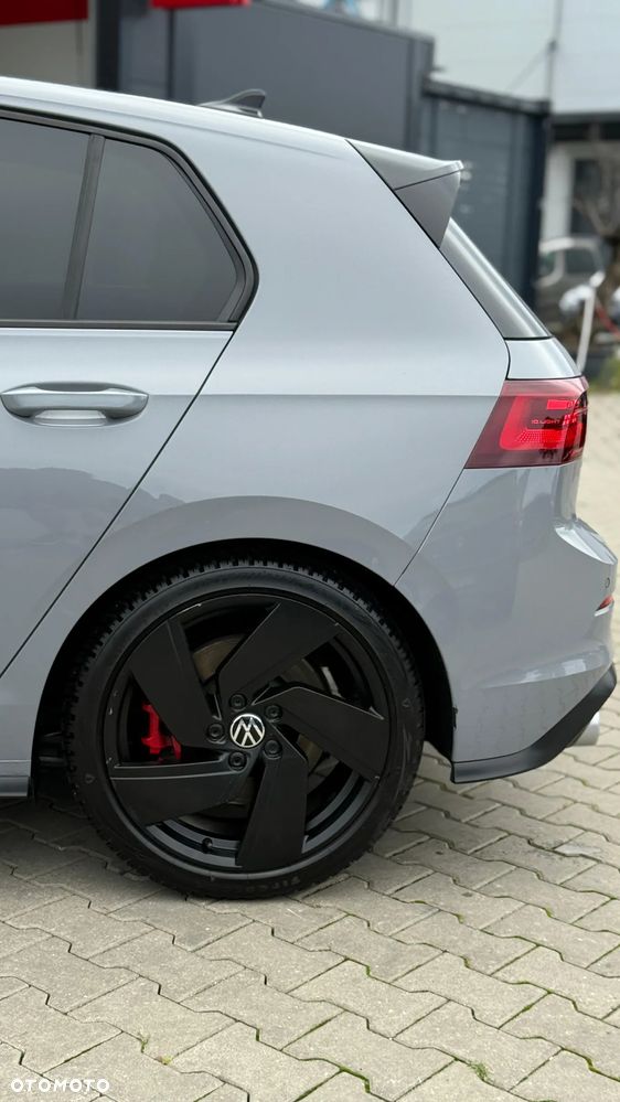 Volkswagen Golf VIII 2.0 TSI GTI DSG - 3