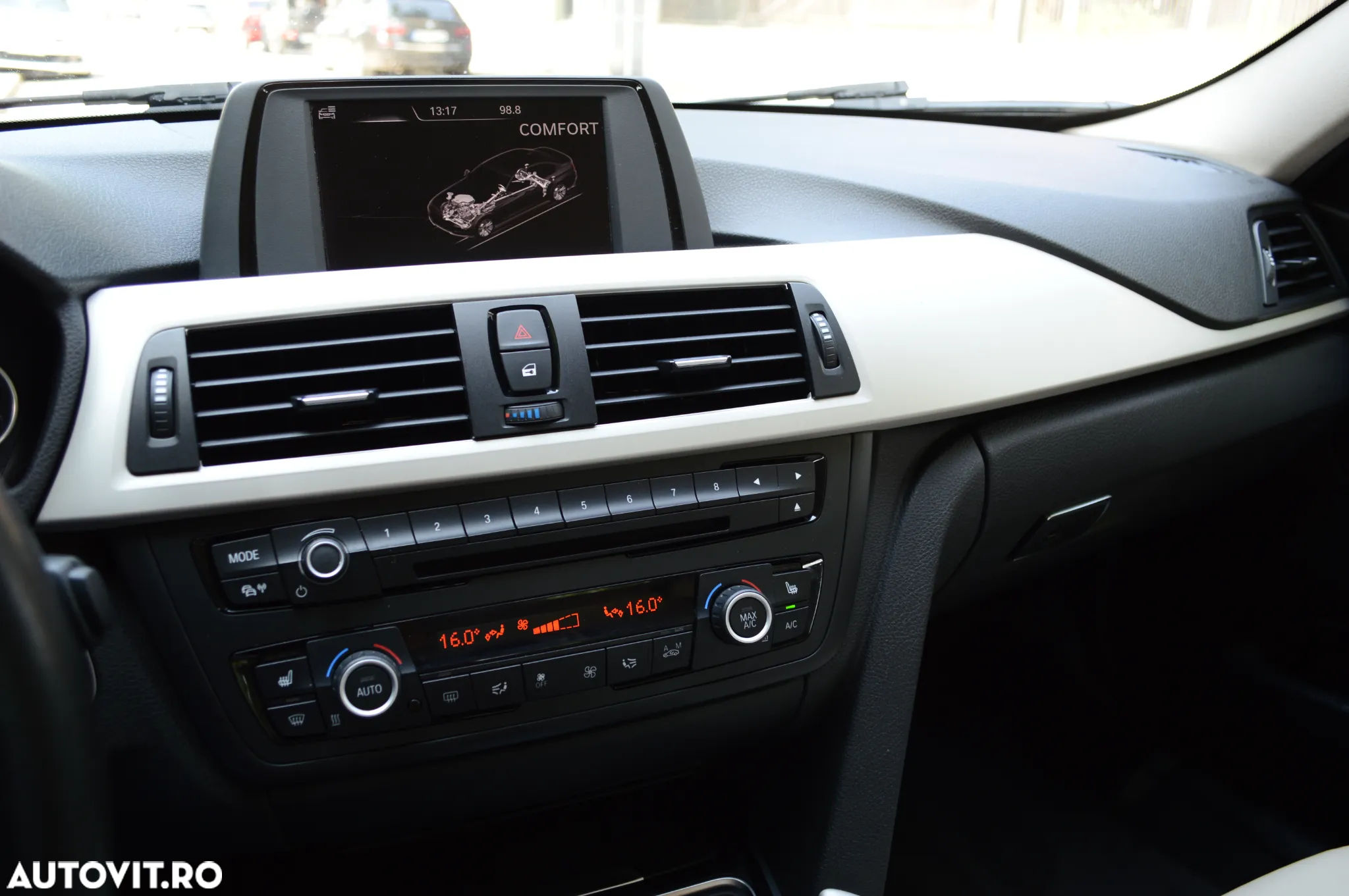 BMW Seria 3 320d Efficient Dynamic Edition Aut. - 22