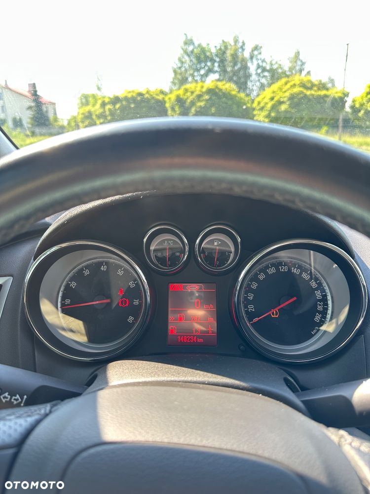 Opel Astra - 10