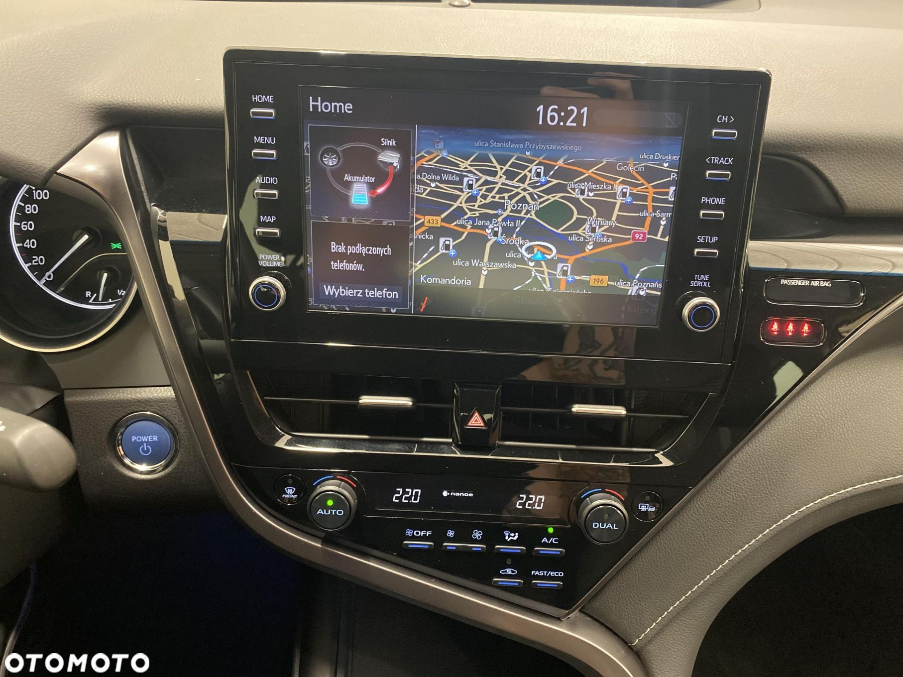 Toyota Camry 2.5 Hybrid Prestige CVT - 16