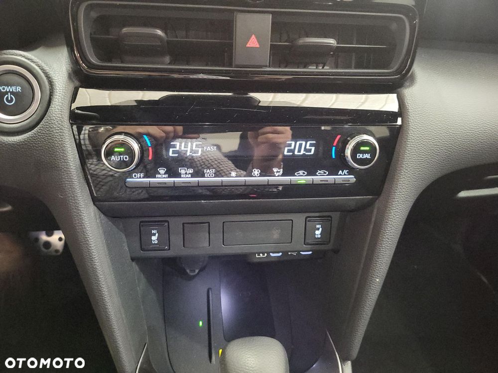 Toyota Yaris Cross Hybrid 1.5 GR Sport - 16