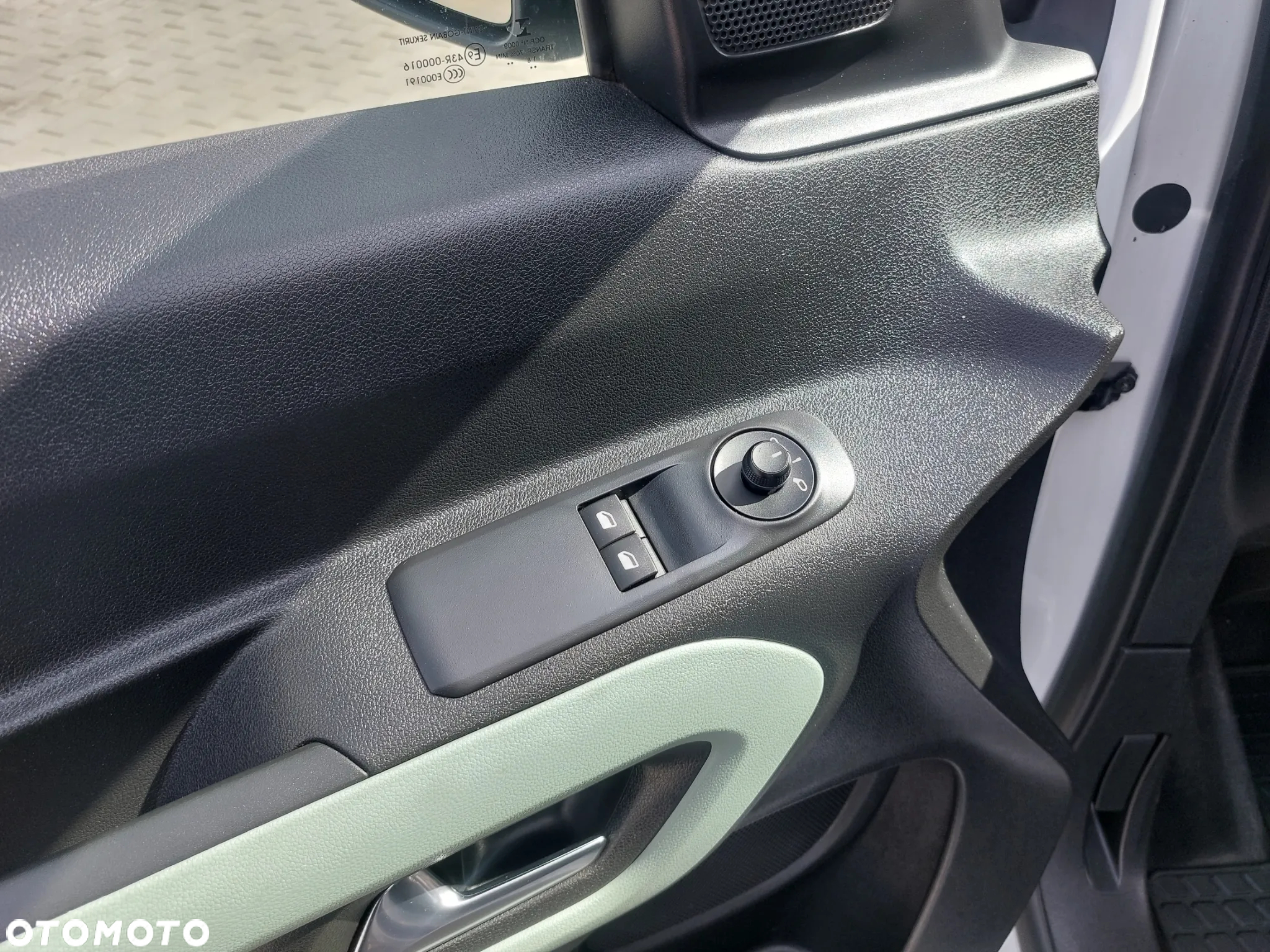 Opel Combo Life 1.5 CDTI Elite S&S - 11