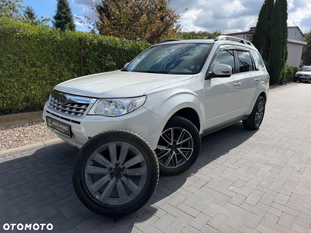 Subaru Forester 2.0X Exclusive - 2