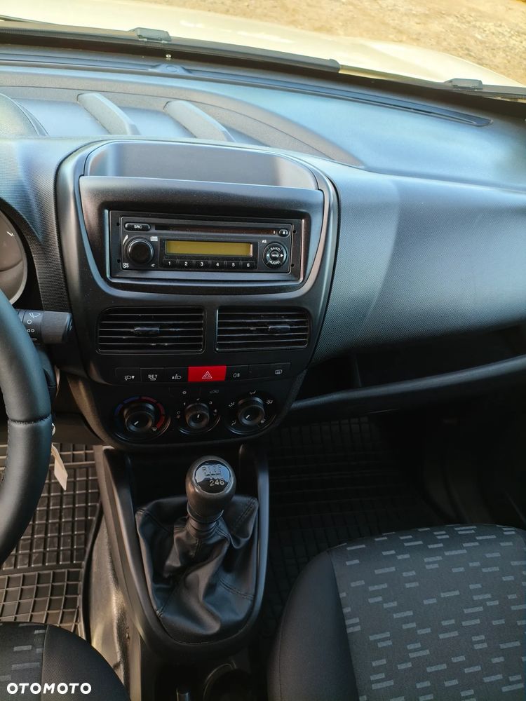 Opel COMBO D-VAN !!! Jak NOWY!! Maxi L2H1 !! 100% PEWNY!!! - 21