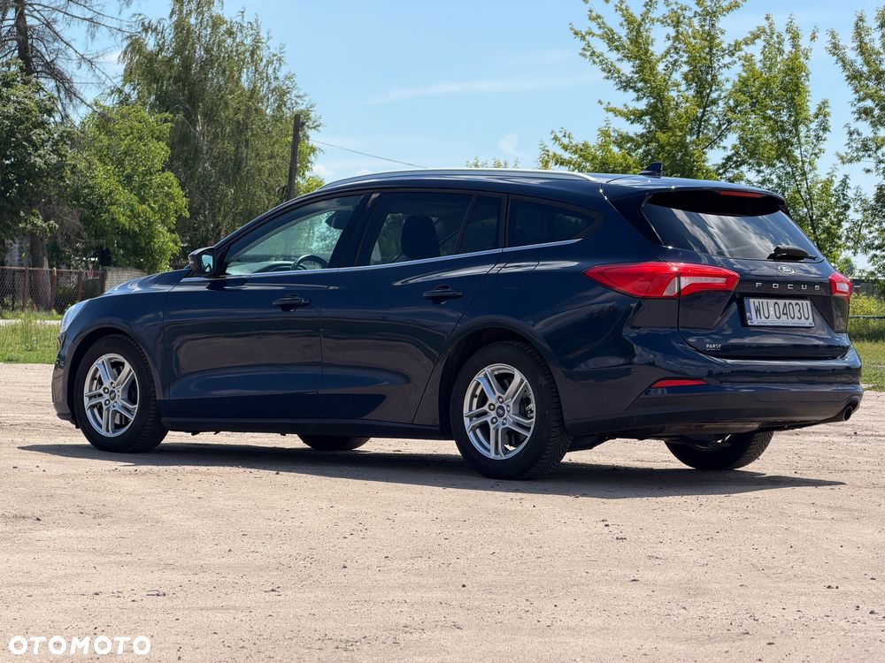 Ford Focus 1.0 EcoBoost Titanium - 8