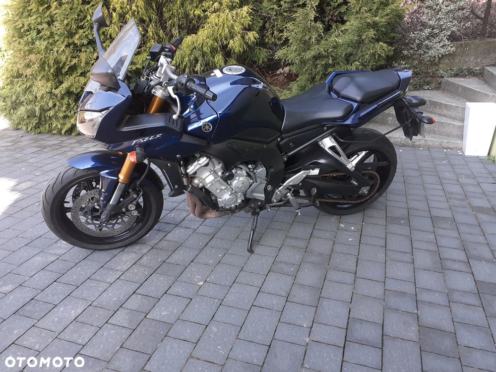 Yamaha FZ - 11