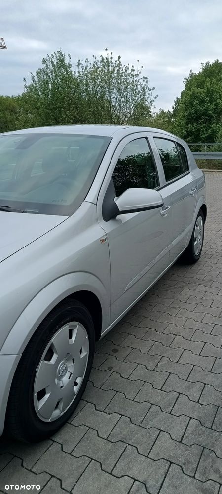 Opel Astra 1.6 - 10