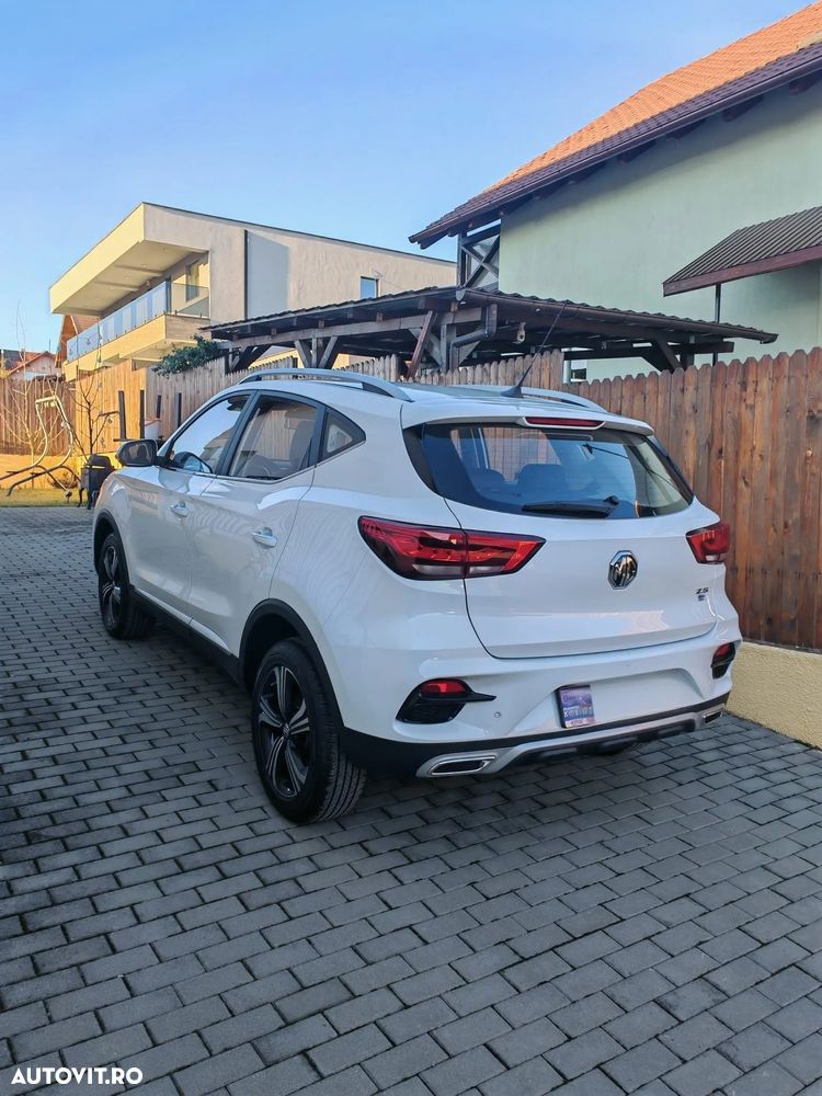 MG ZS 1.5 GSL 5MT Excite - 4