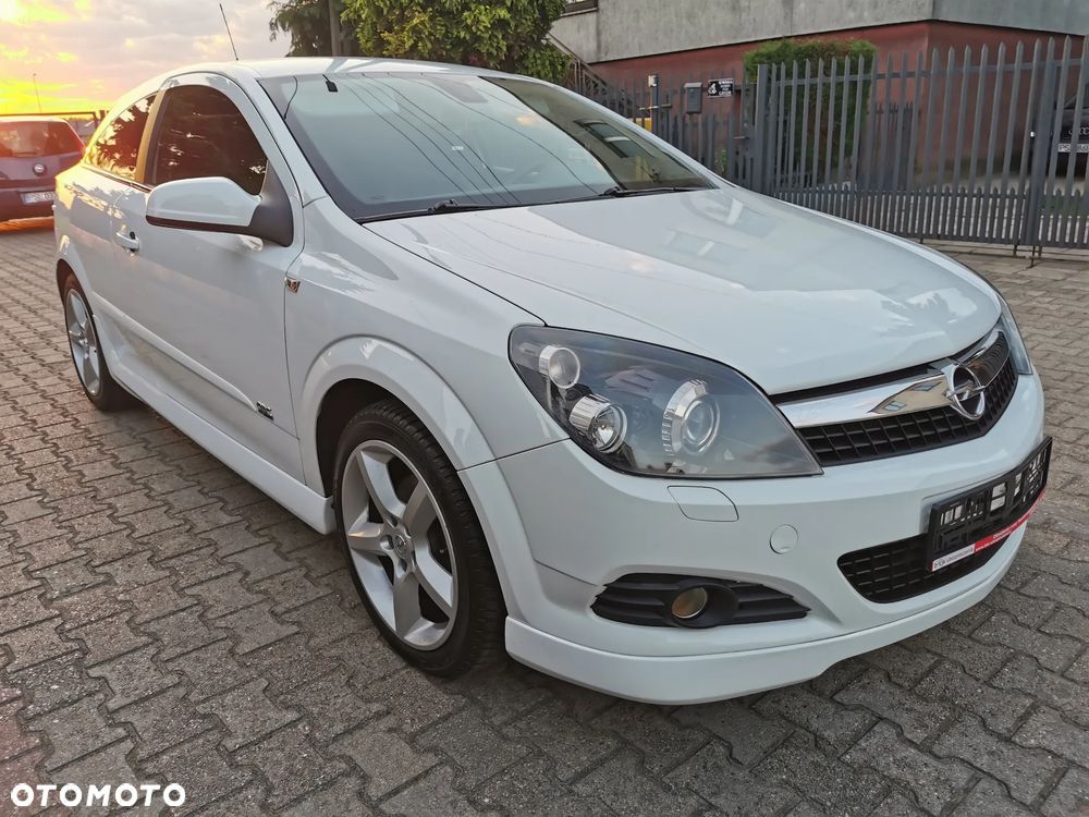 Opel Astra 1.6 Black&White - 4