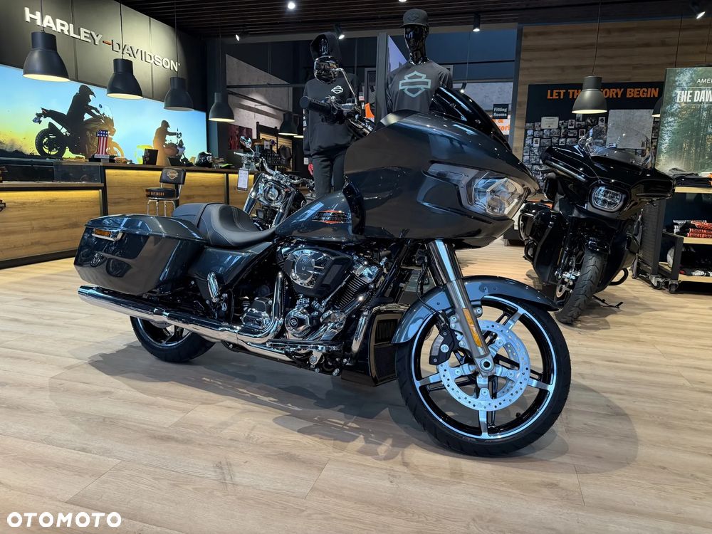 Harley-Davidson Touring Road Glide - 10