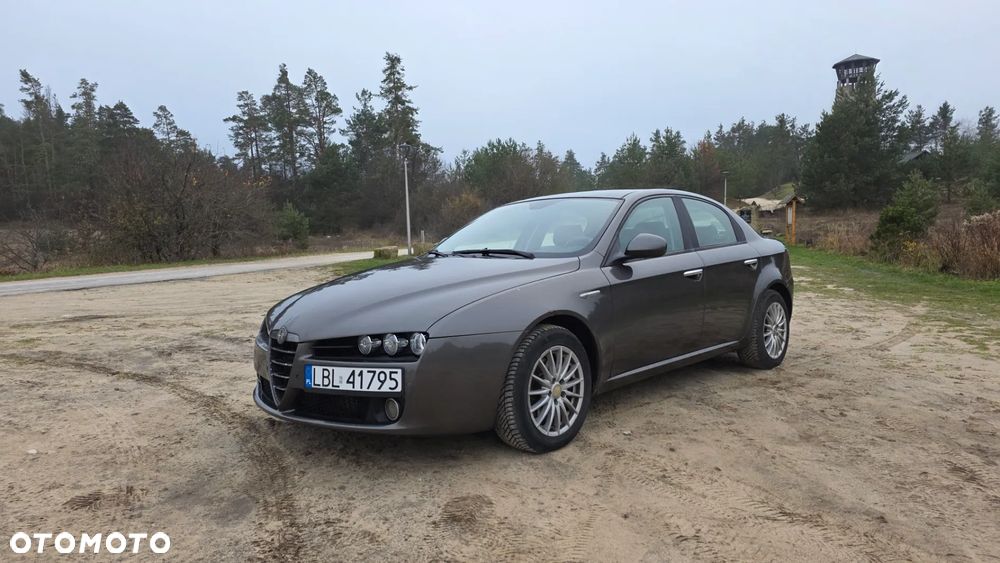 Alfa Romeo 159 - 8