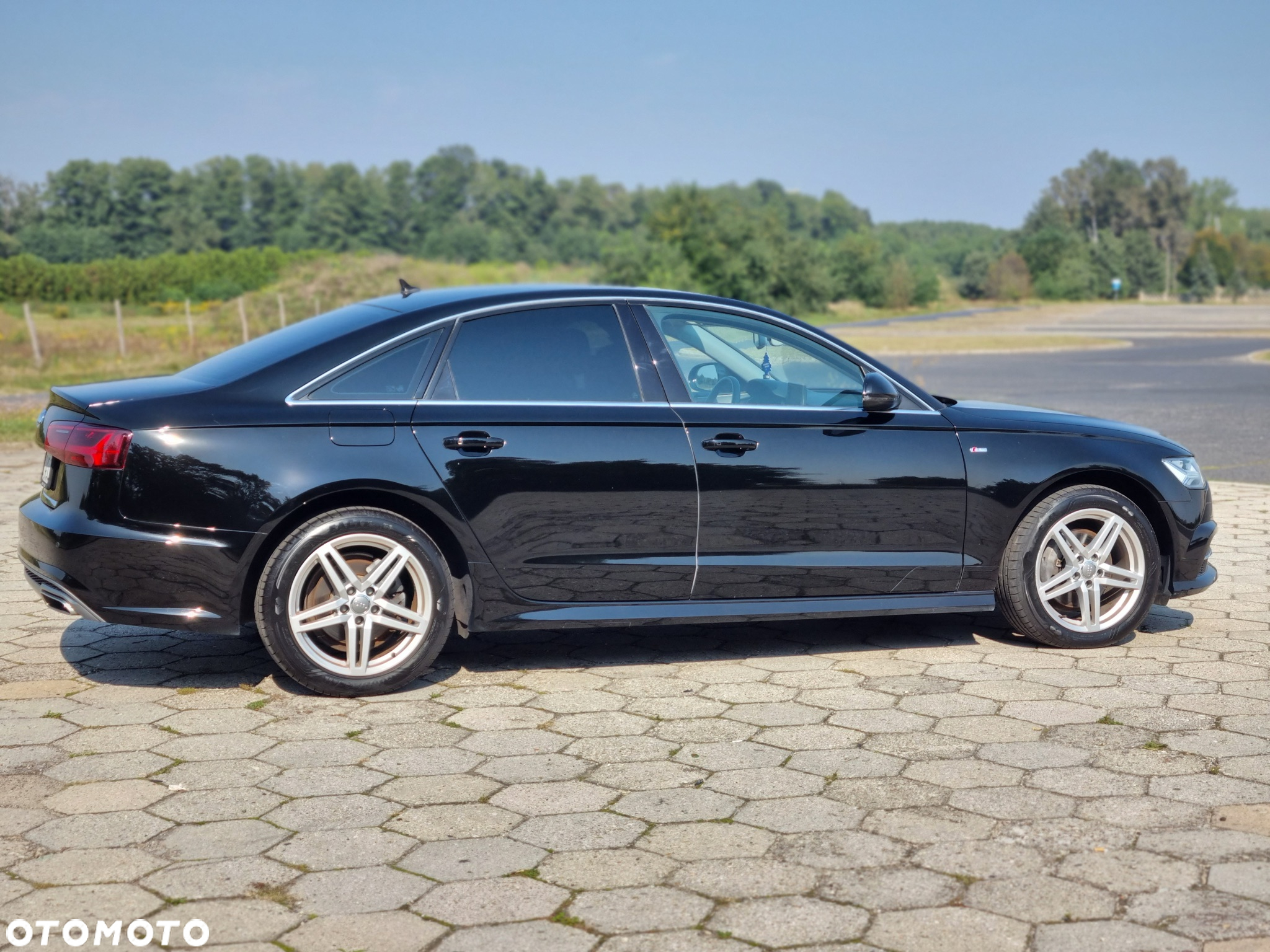 Audi A6 ver-2-0-tdi-ultra-s-tronic - 2