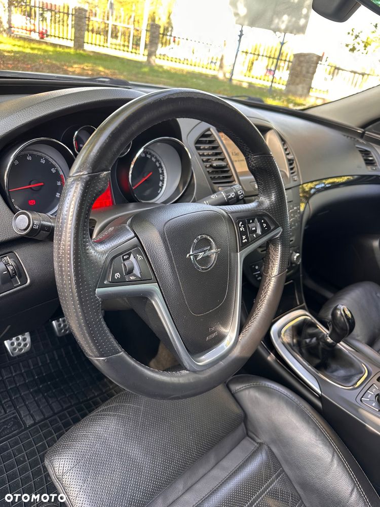 Opel Insignia - 30