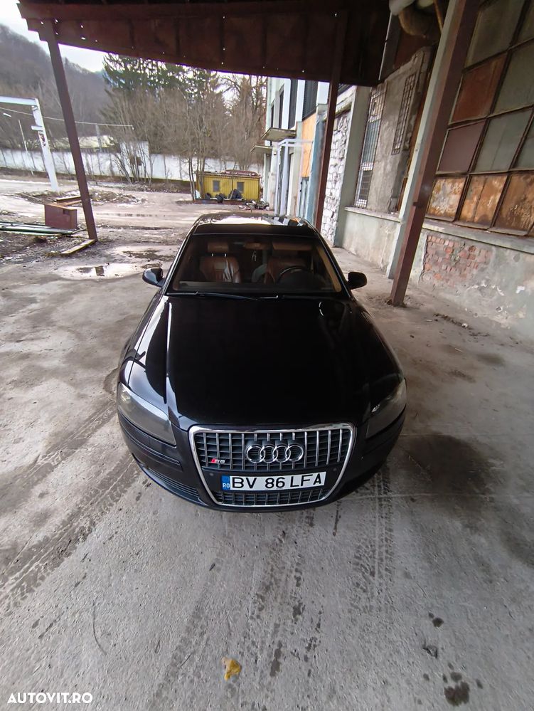 Audi A8 - 10