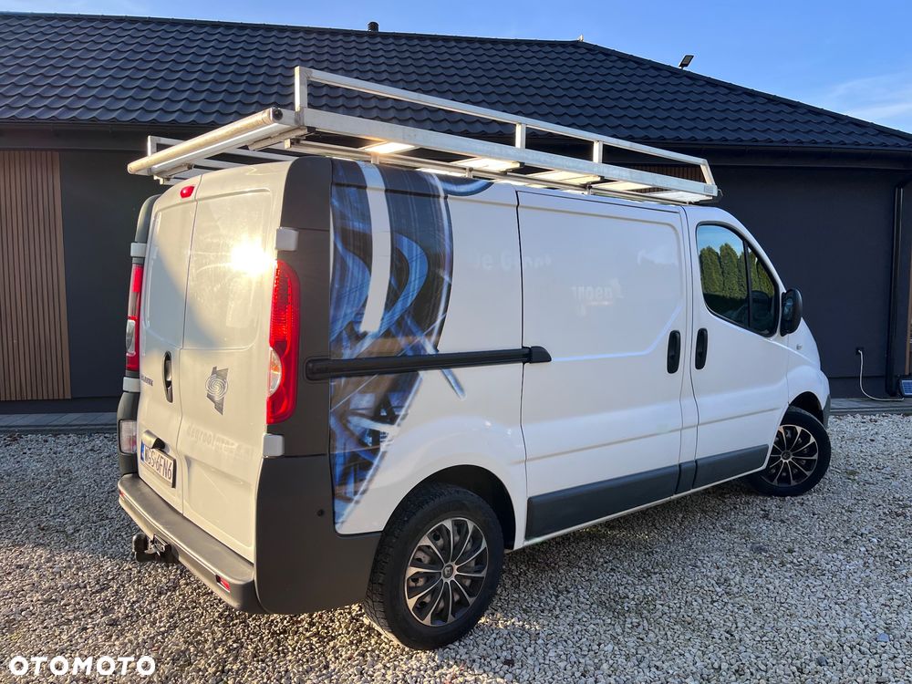 Renault Trafic - 12